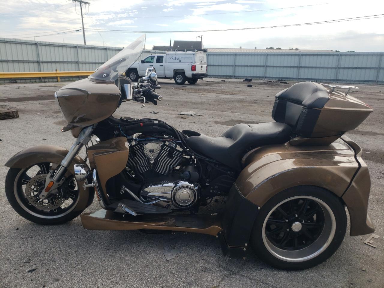 2016 VICTORY MOTORCYCLES CROSS COUNTRY TOUR VIN 5VPTW36N4G3055156 photo 3