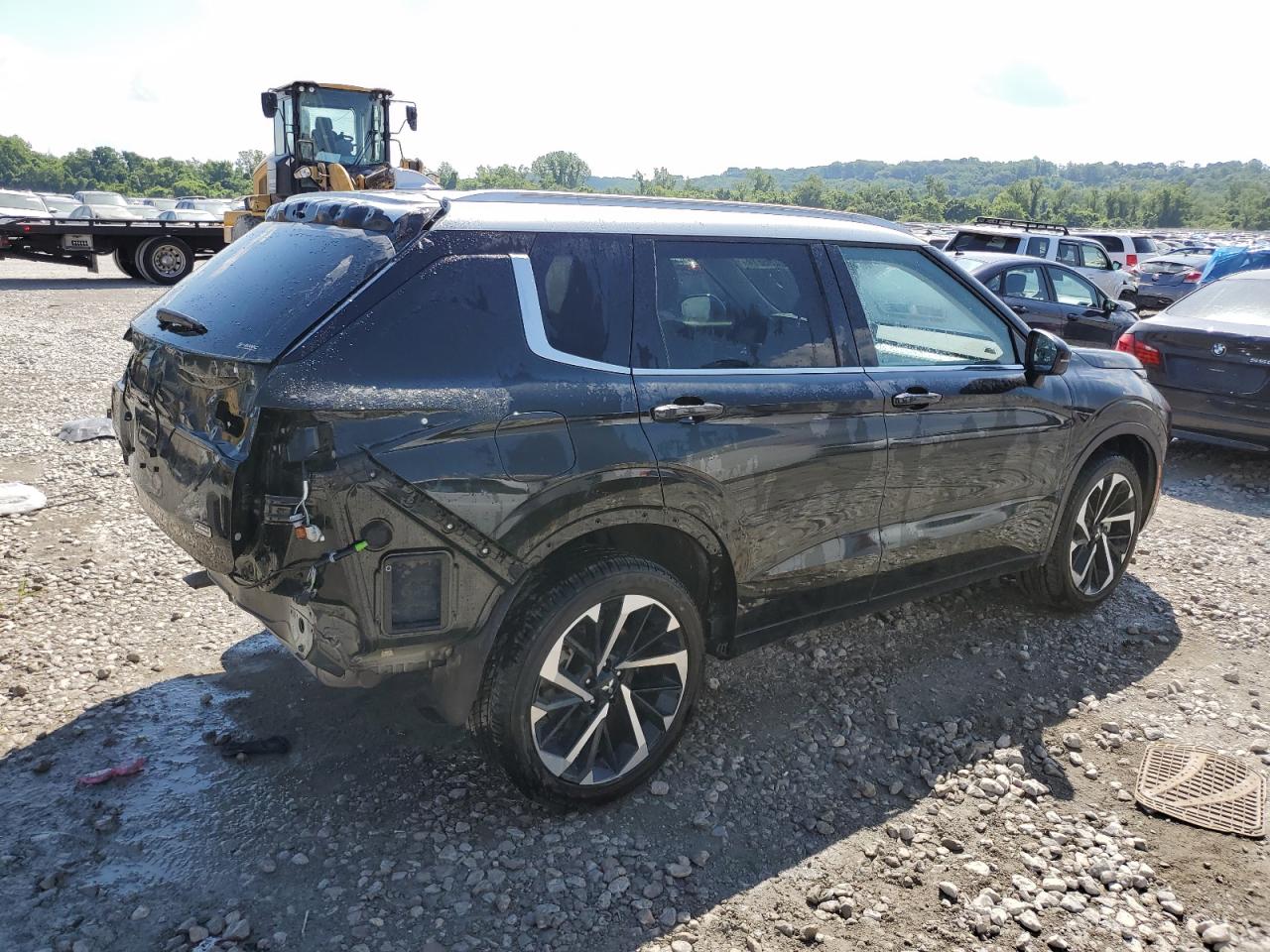 2024 MITSUBISHI Outlander VIN JA4J4WA83RZ030175 photo 3