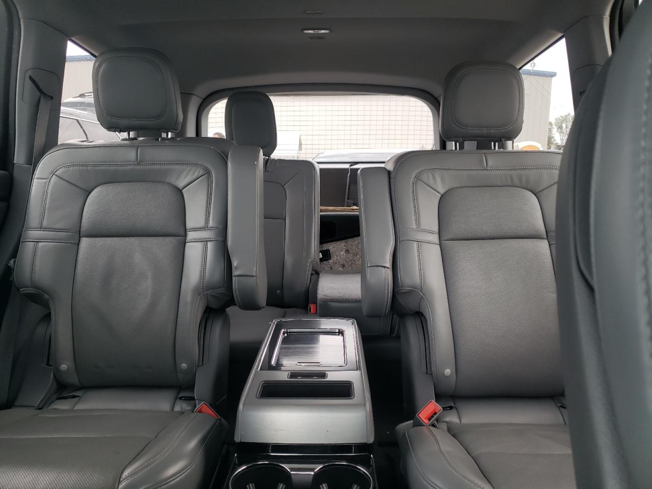 2020 LINCOLN Aviator VIN 5LM5J7XC7LGL11120 photo 10