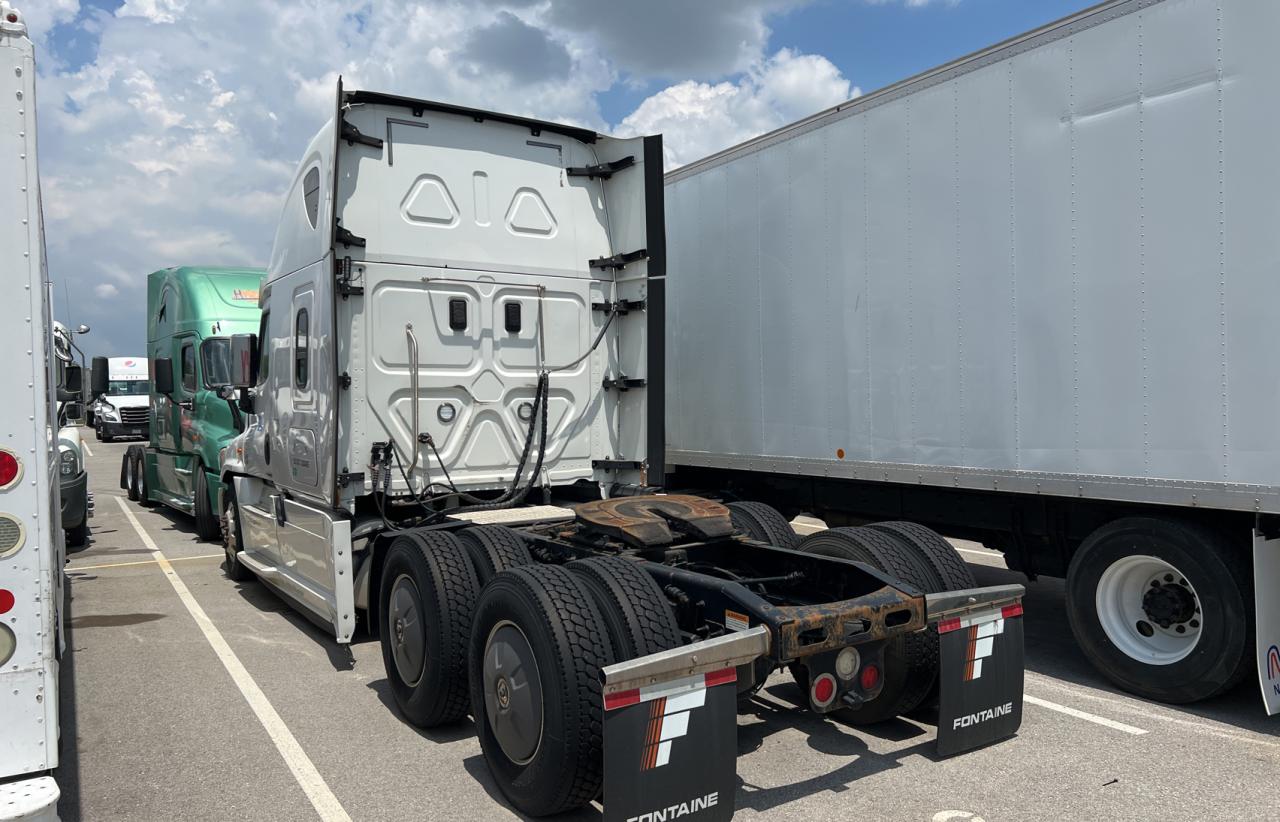 2017 FREIGHTLINER CASCADIA 125 VIN 1FUJGLDR2HLHN9863 photo 4