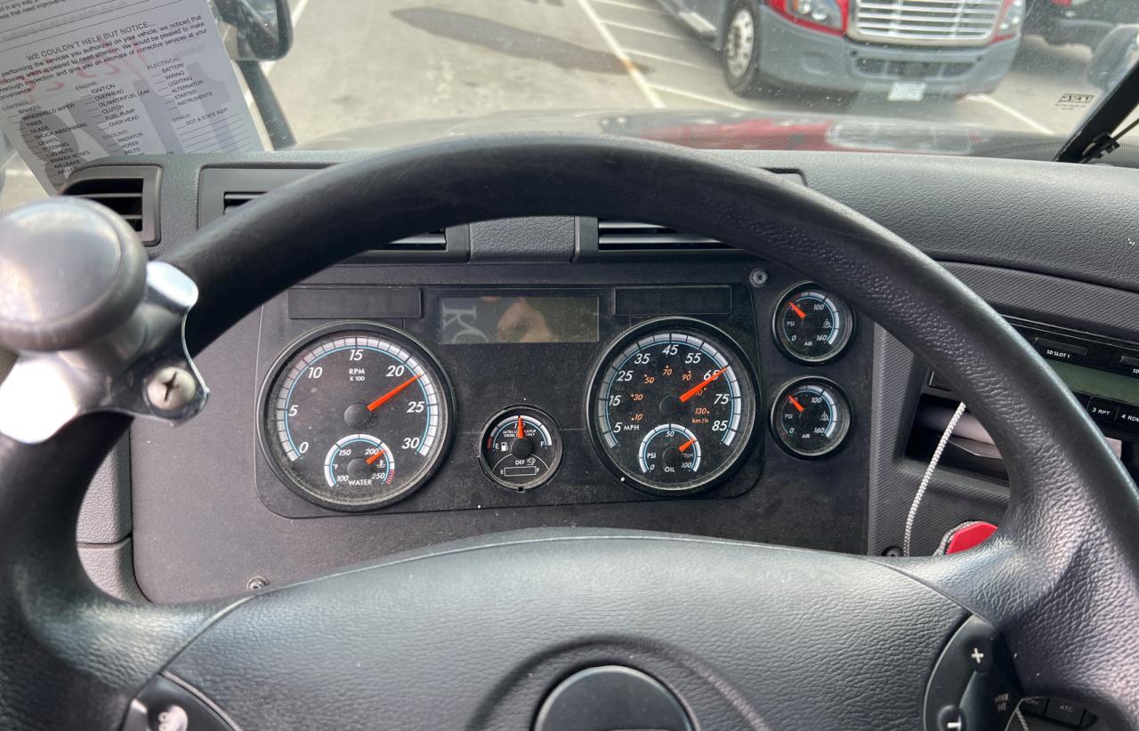 2014 FREIGHTLINER CASCADIA 125 VIN 3AKJGLD5XESFK3541 photo 7