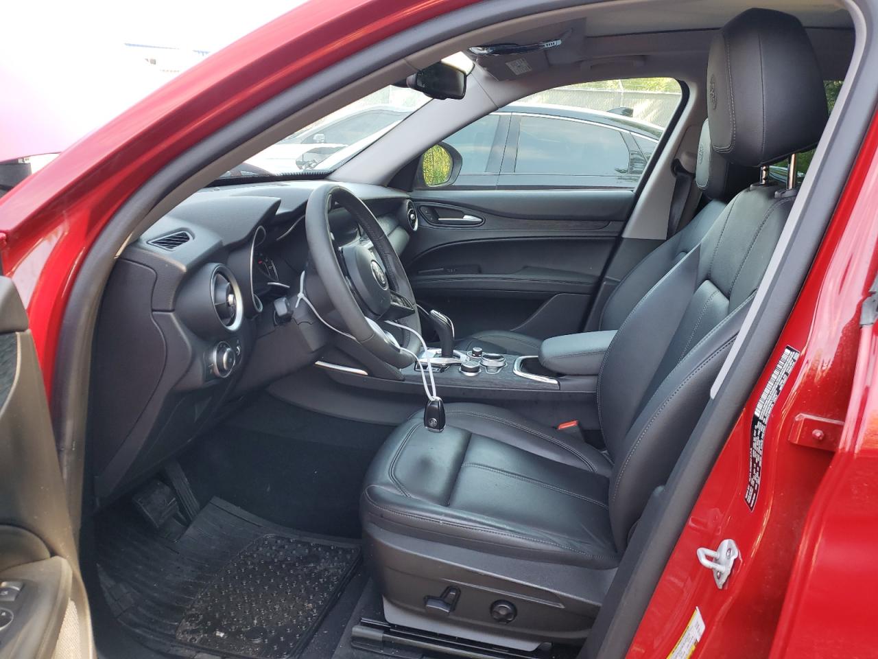 2020 ALFA Stelvio VIN ZASPAKAN3L7C88777 photo 7
