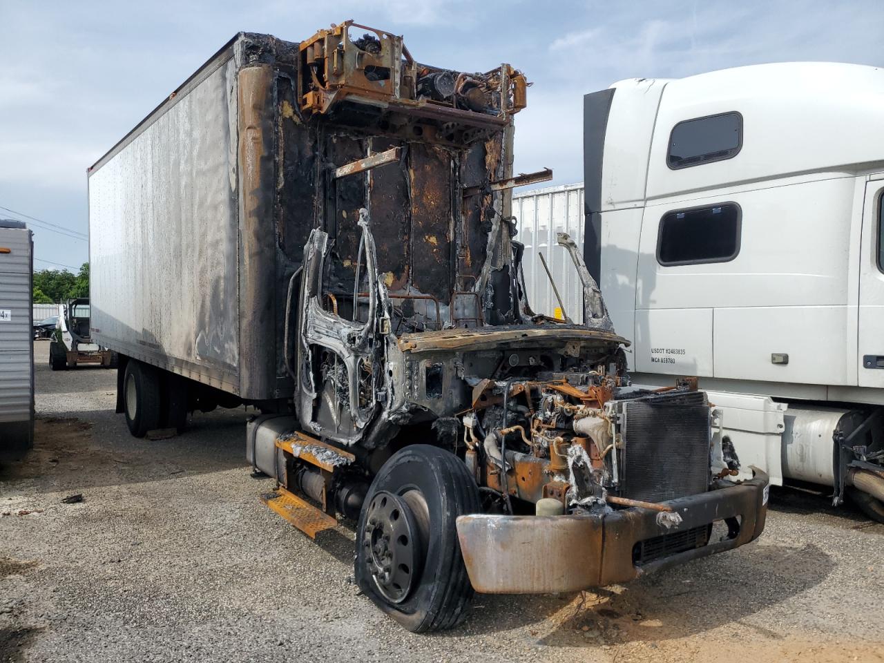 2012 FREIGHTLINER M2 106 MEDIUM DUTY VIN 1FVACWDT0CHBP3324 photo 9