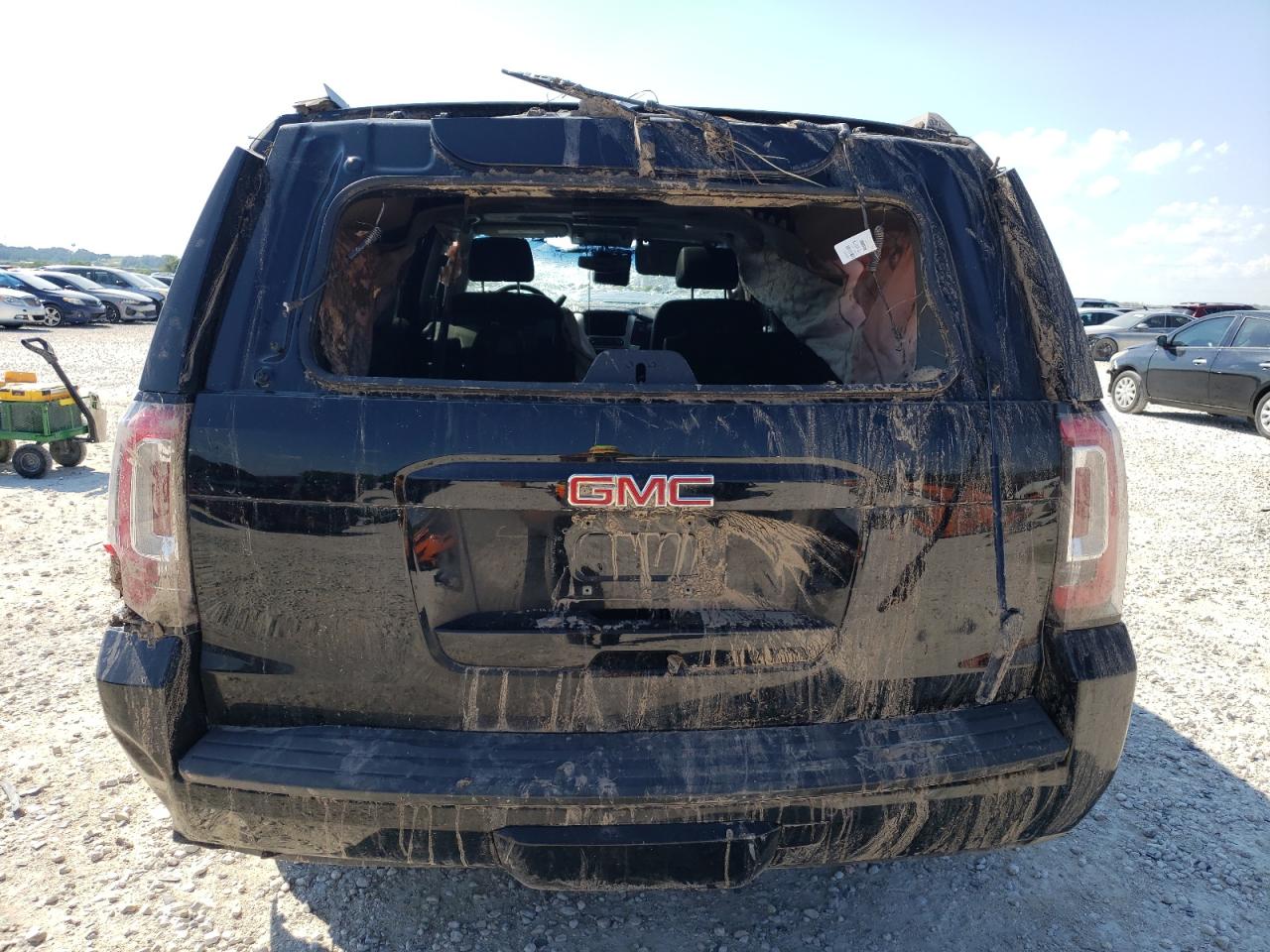2015 GMC Yukon VIN 1GKS2HKC6FR131225 photo 6