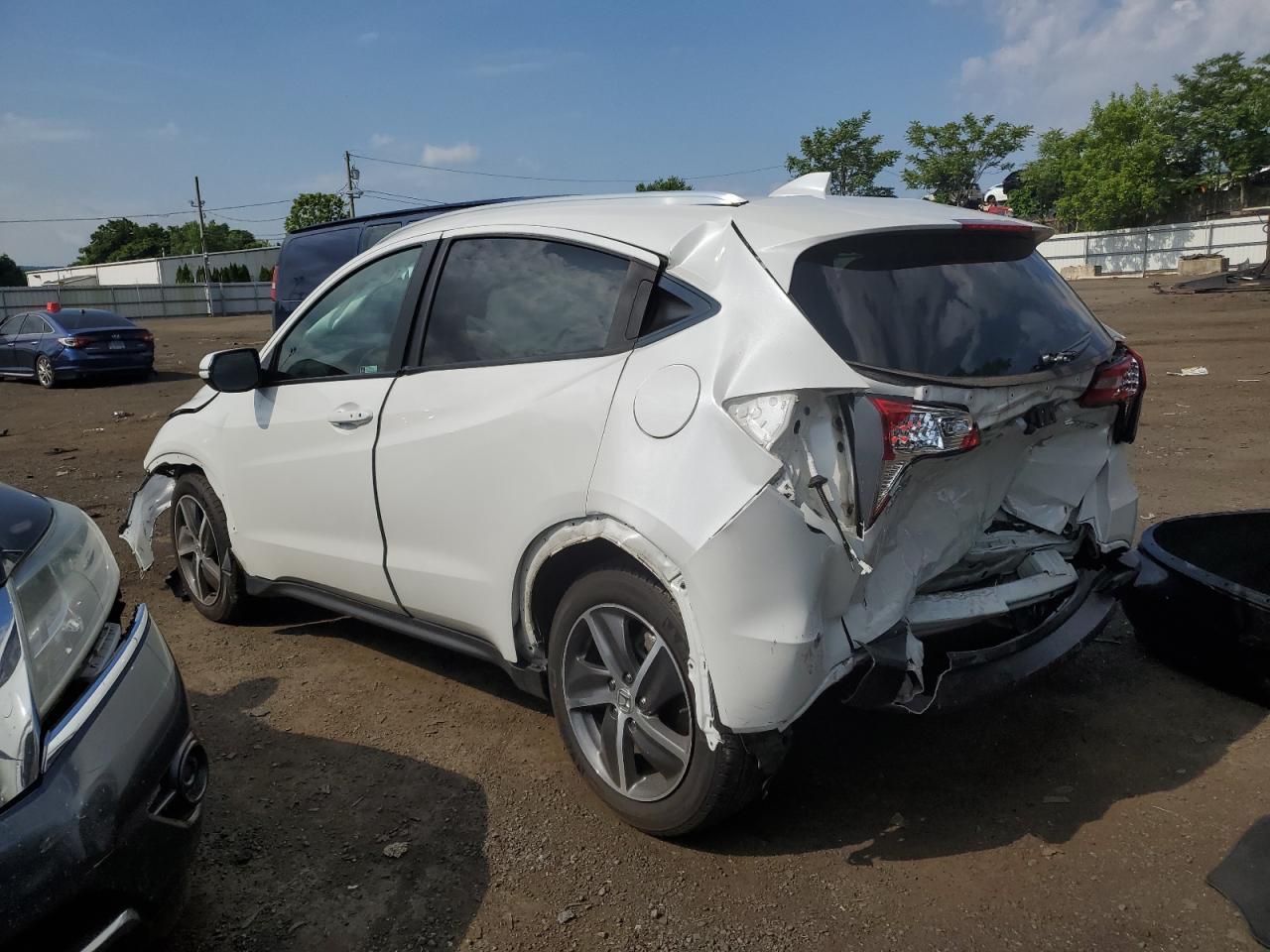 2021 HONDA Hr-v VIN 3CZRU6H53MM734952 photo 2