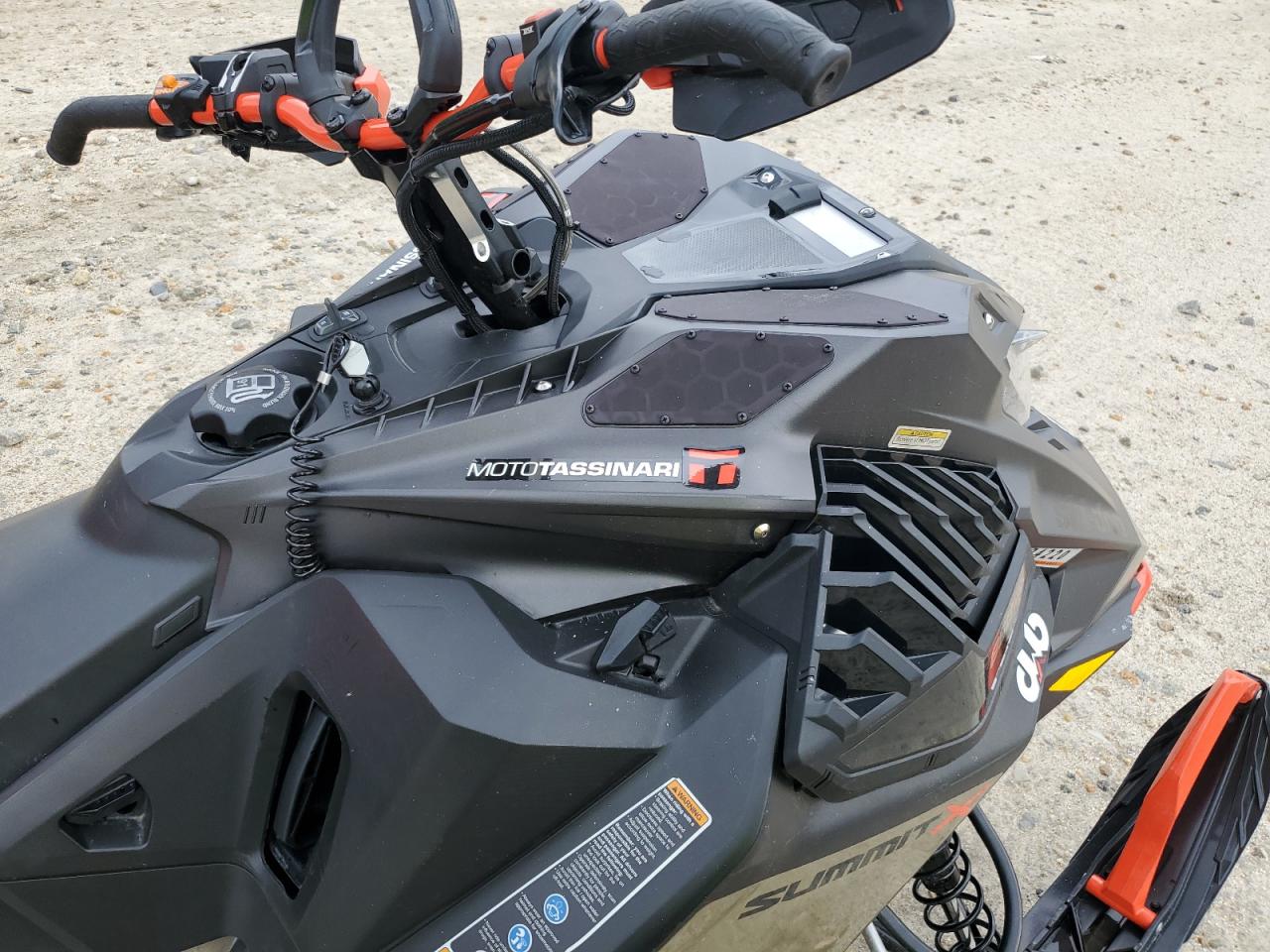 2022 SKI DOO SUMMIT VIN 2BPSTJNBXNV000835 photo 5