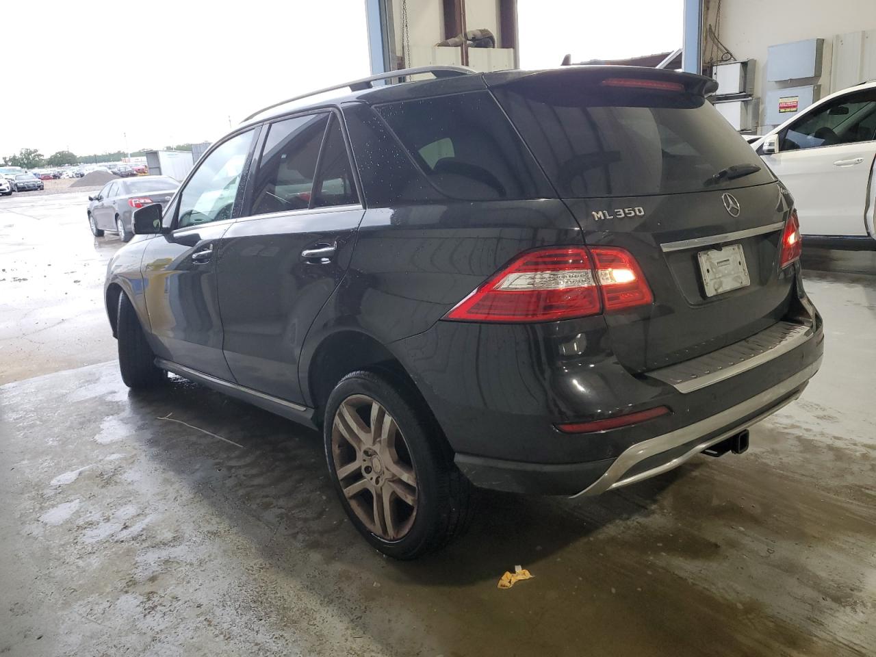 2014 Mercedes-Benz M-class VIN 4JGDA5HB9EA410990 photo 2
