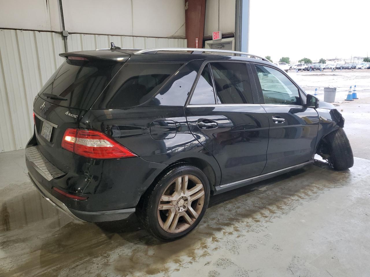 2014 Mercedes-Benz M-class VIN 4JGDA5HB9EA410990 photo 3