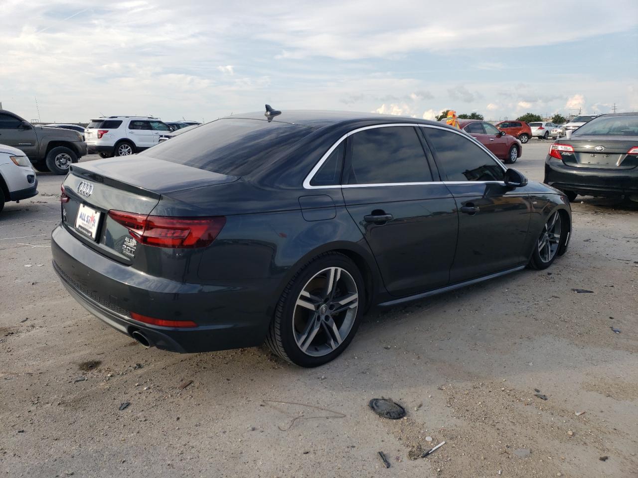 2018 AUDI A4 VIN WAUENAF44JA208043 photo 3