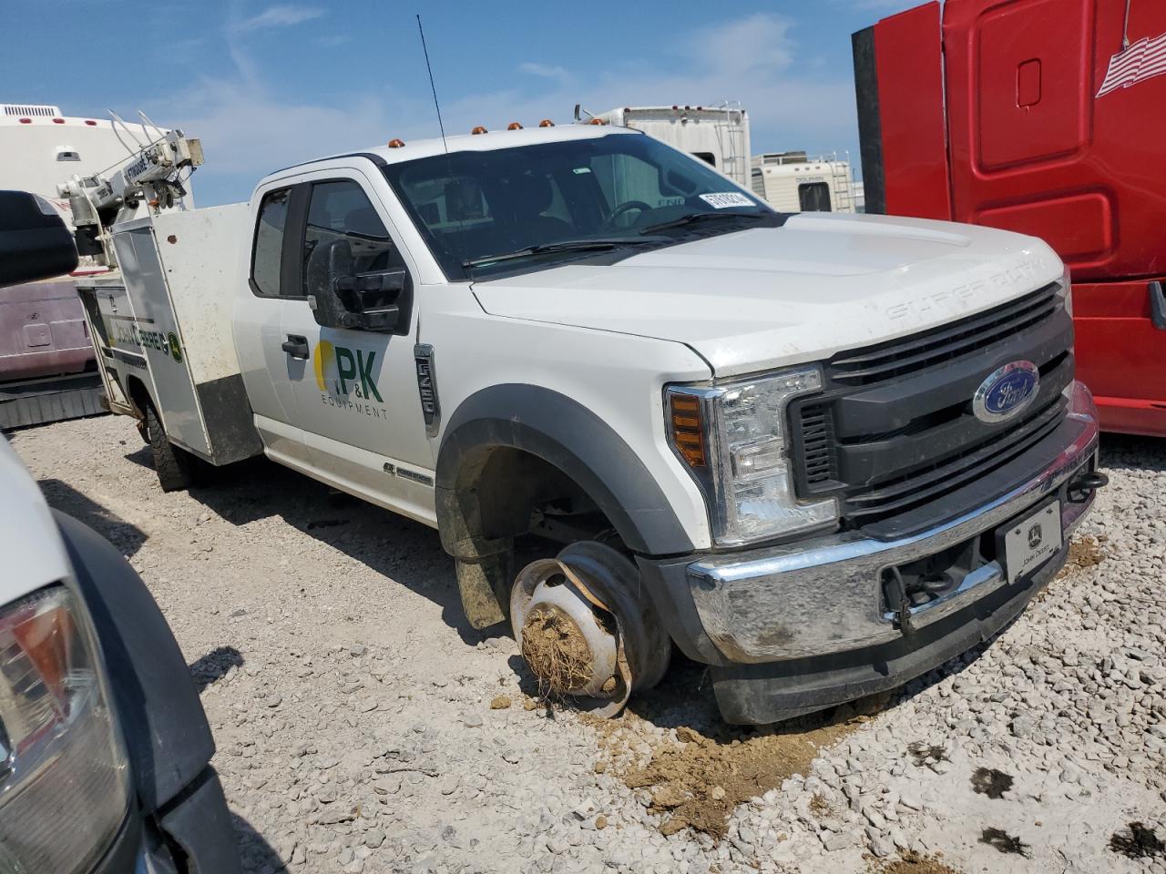 2018 FORD F-450 VIN 1FD0X4HT7JEB35798 photo 4