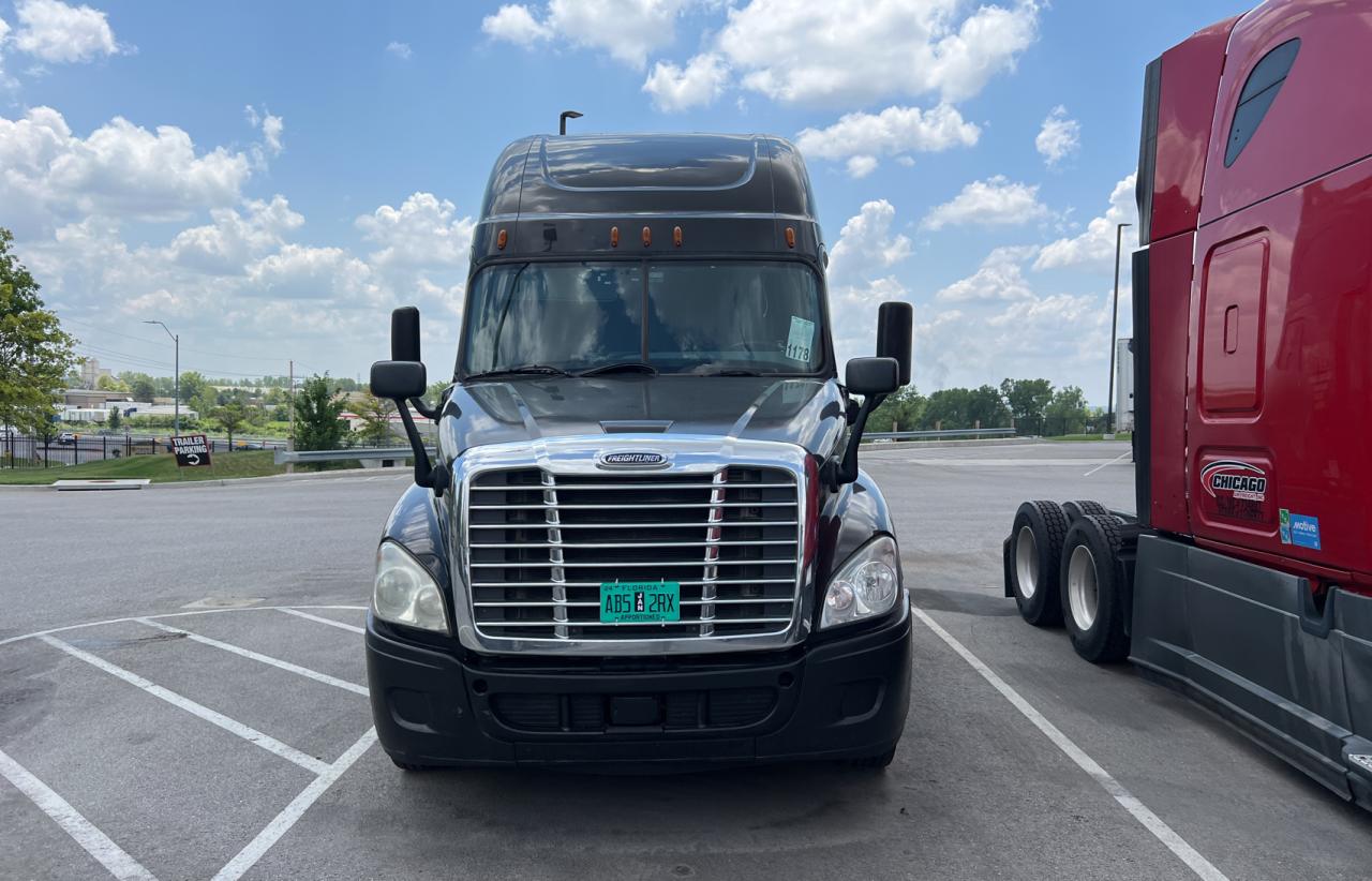 2014 FREIGHTLINER CASCADIA 125 VIN 3AKJGLD5XESFK3541 photo 6