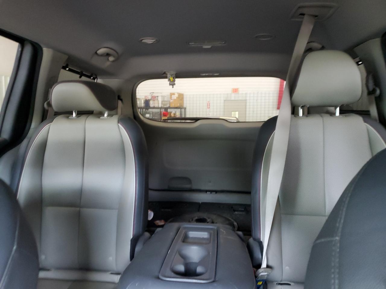 2016 KIA Sedona ex VIN KNDMC5C16G6129460 photo 10