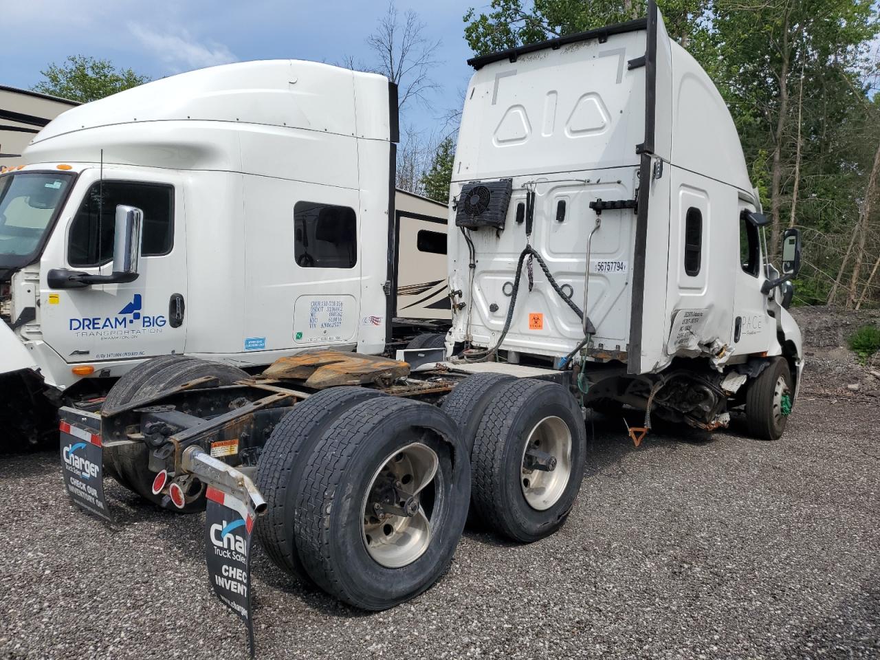 2022 FREIGHTLINER CASCADIA 126 VIN 3AKJHHDRXNSNE3813 photo 4