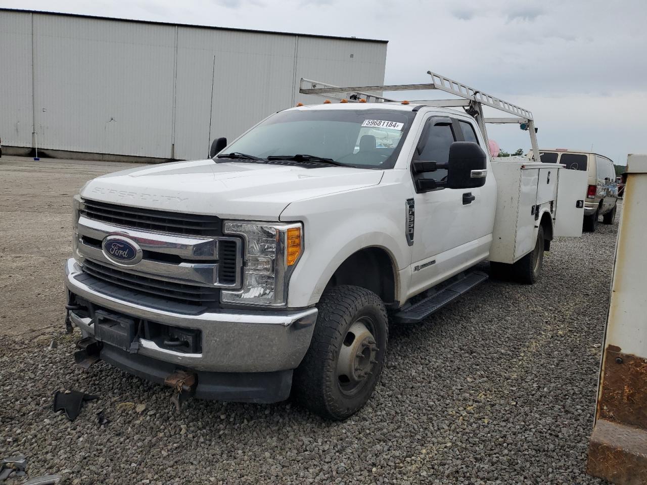2017 FORD F-350 super duty VIN 1FD8X3HT2HED19859 photo 1