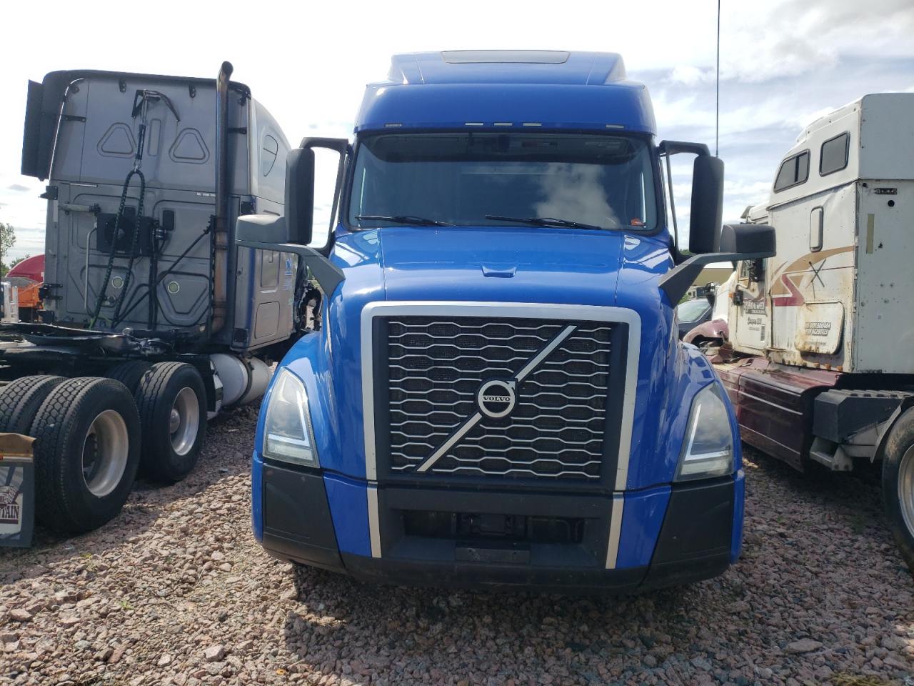 2019 VOLVO Vn VIN 4V4NC9EH7KN904079 photo 9