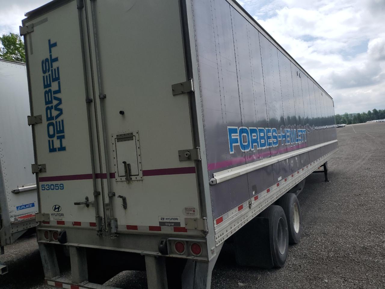 2019 HYUNDAI Translead VIN 3H3V532C2KR362028 photo 4