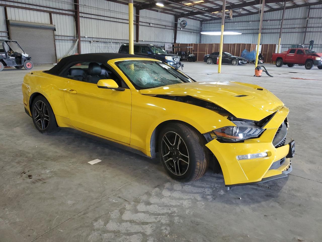 2018 FORD Mustang VIN 1FATP8UH2J5136518 photo 4