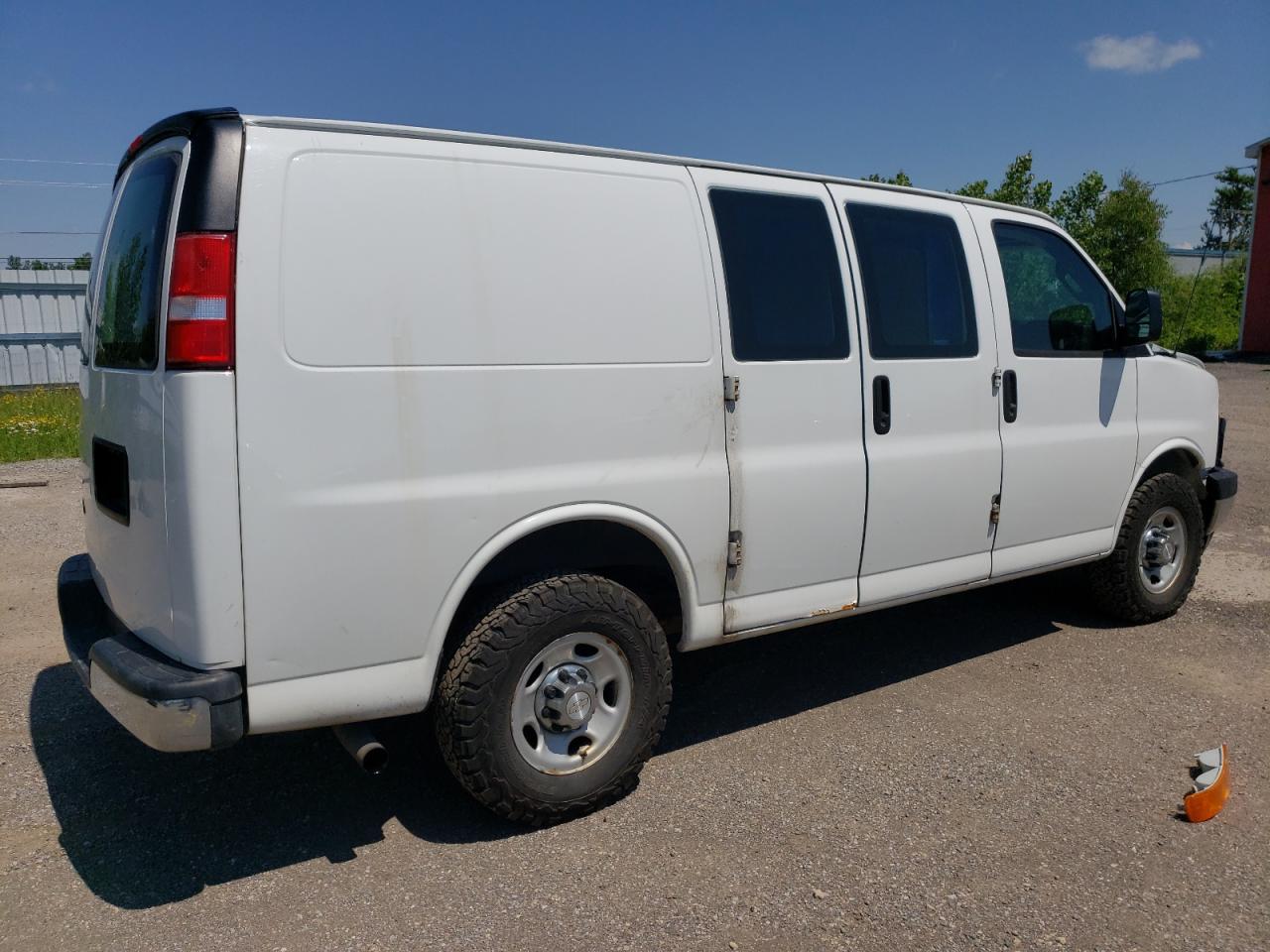 2017 CHEVROLET Express 2500 VIN 1GCWGAFF2H1239336 photo 3