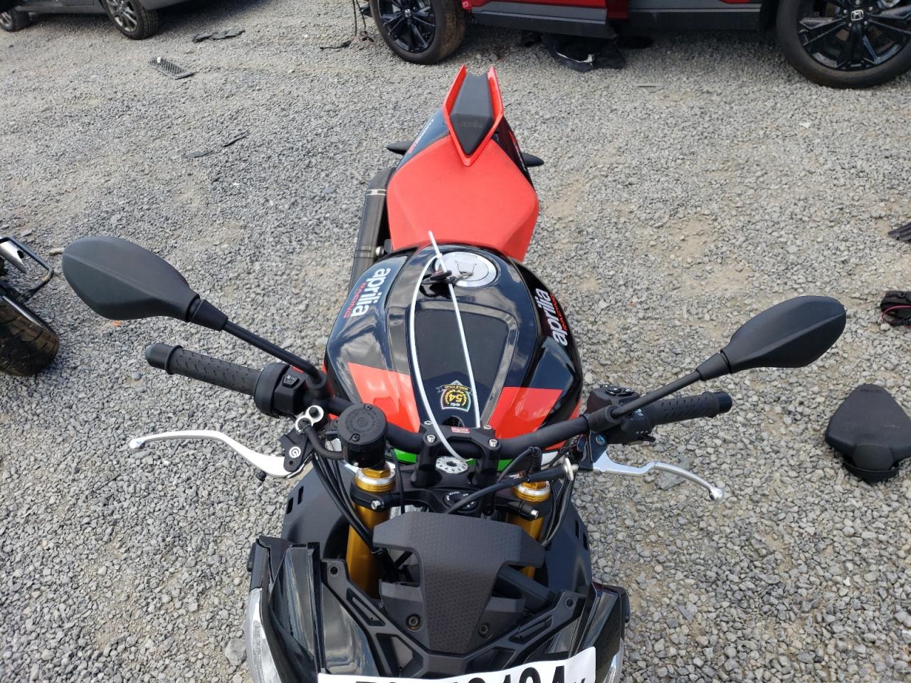 2021 APRILIA TUONO V4 FACTORY VIN ZD4KZUB02MS000082 photo 5