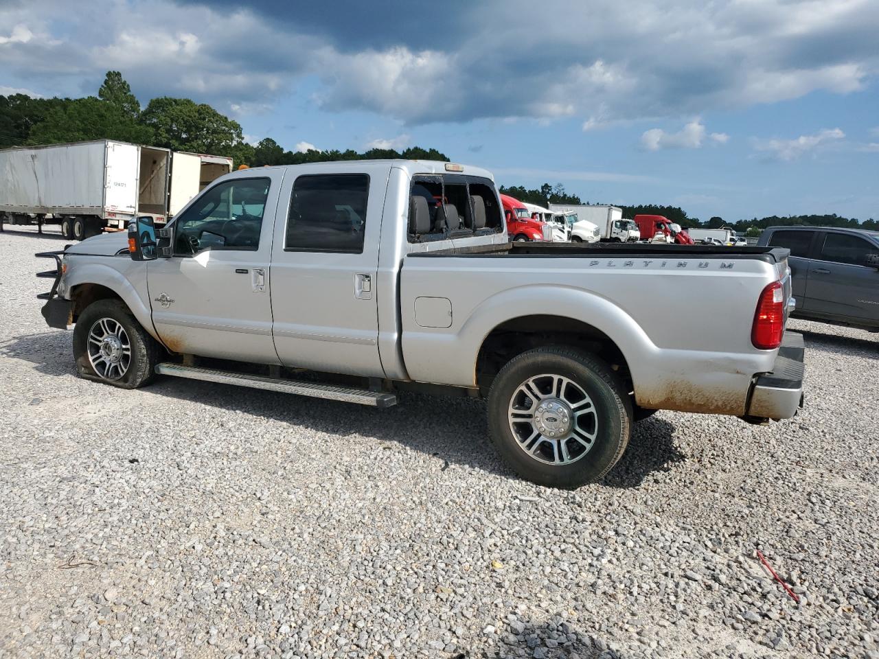 2016 Ford F350 VIN 1FT8W3BT4GEB72202 photo 2