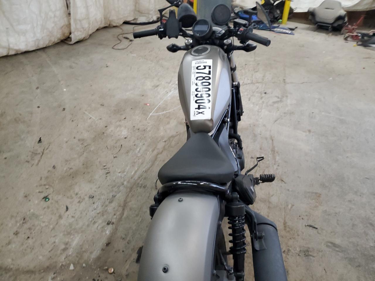 2017 HONDA Cm cycle VIN MLHNC5305H5002117 photo 6