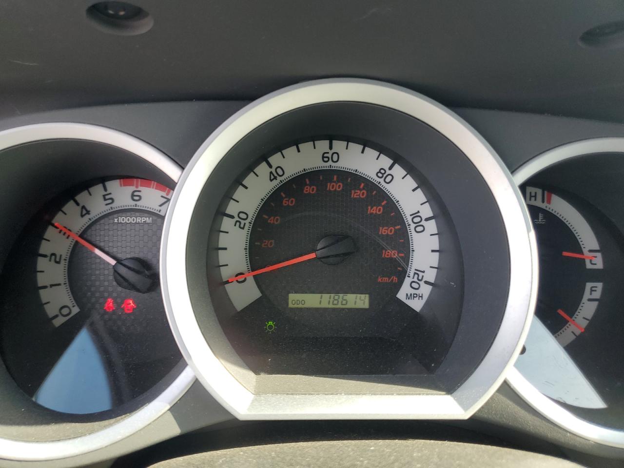 2014 Toyota Tacoma VIN 5TFLU4ENXEX107374 photo 9