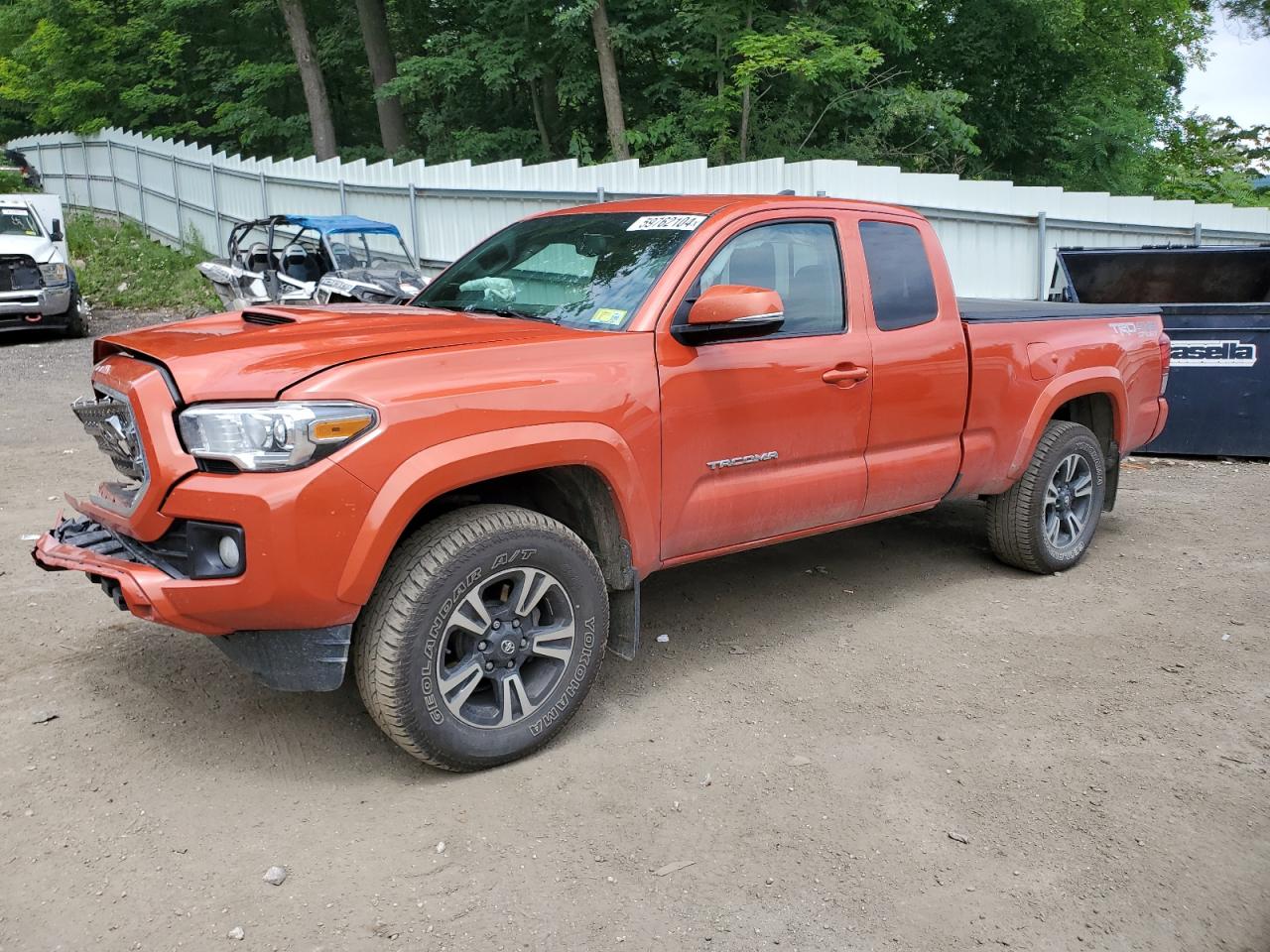 2016 TOYOTA Tacoma VIN 5TFSZ5AN9GX018388 photo 1