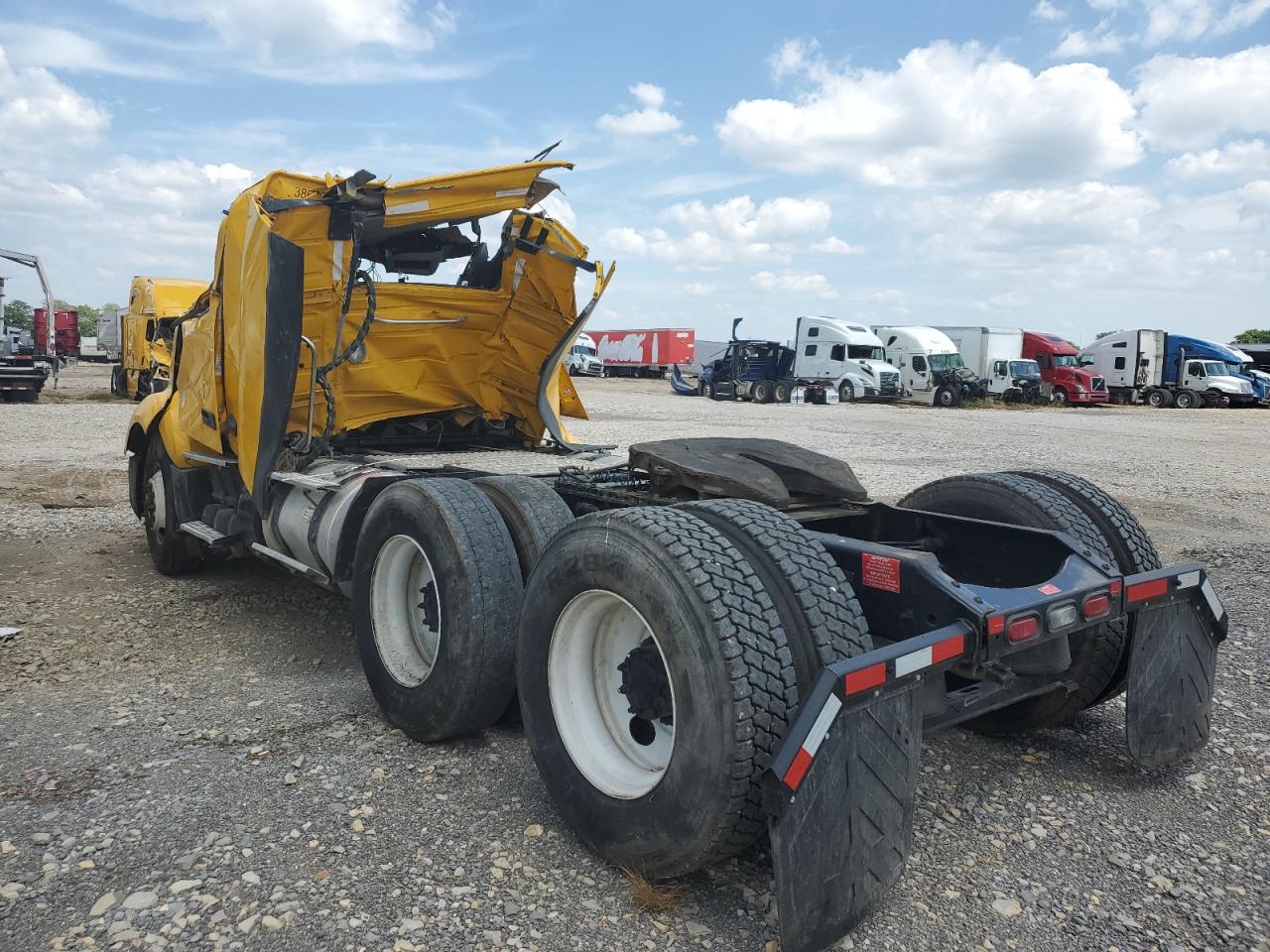 2022 VOLVO Vn VIN 4V4NC9EH8NN289739 photo 3