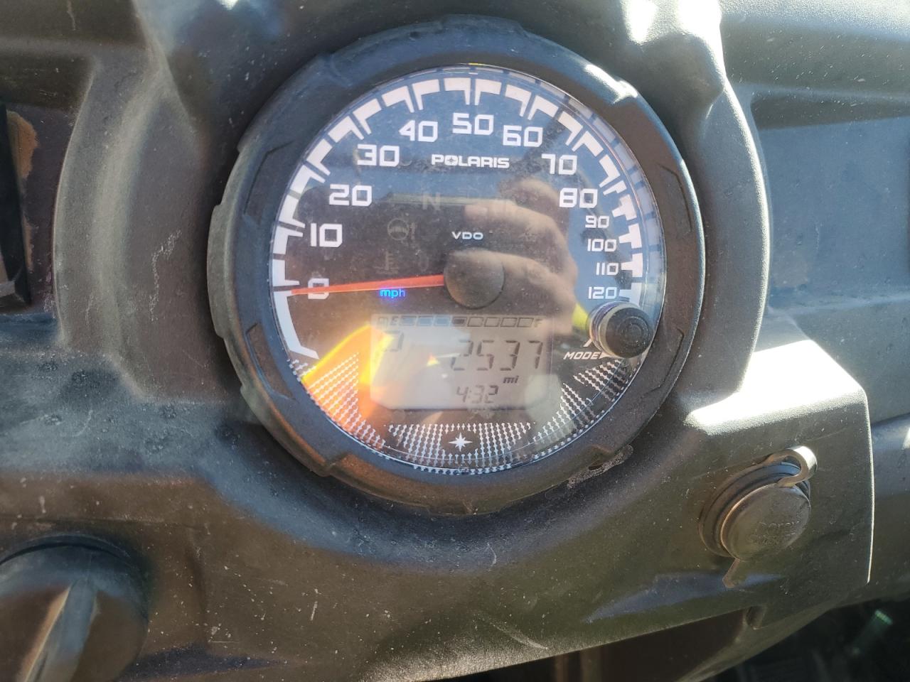 2018 POLARIS RZR 4 900 EPS VIN 3NSVCE871JH216067 photo 8