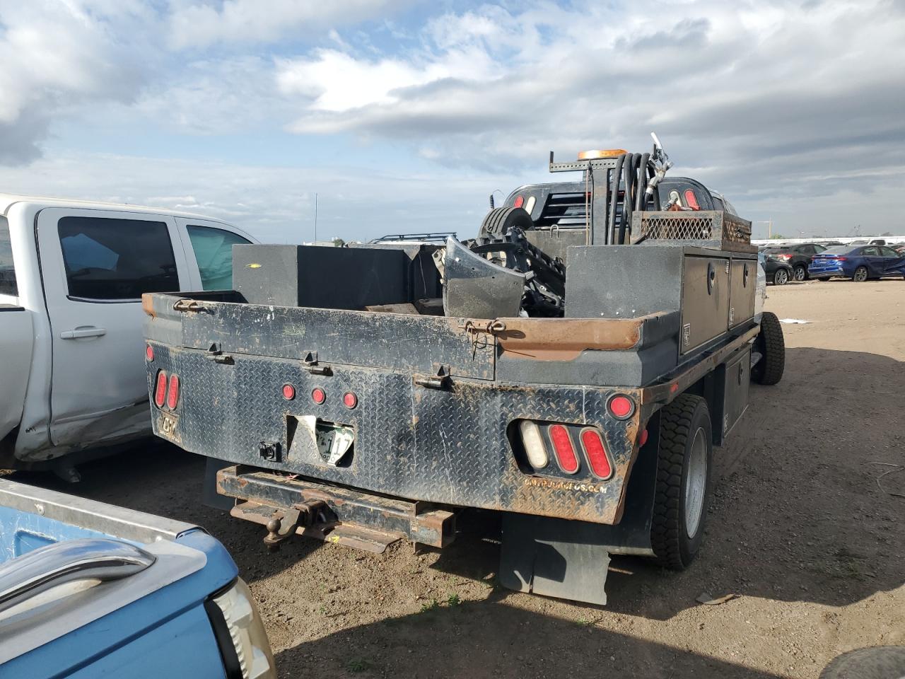2016 RAM 5500 VIN 3C7WRNFL5GG373574 photo 3