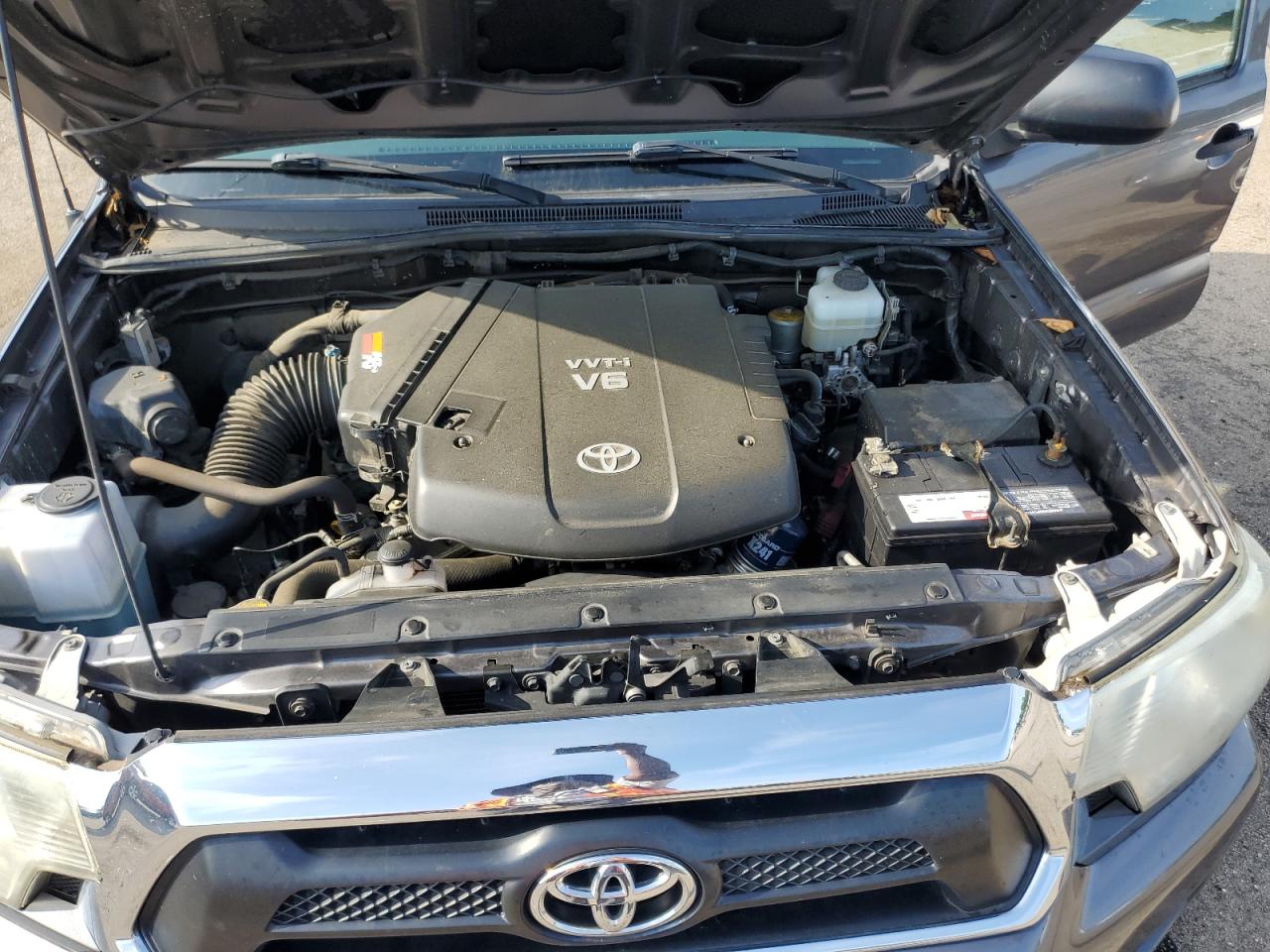 2014 Toyota Tacoma VIN 5TFLU4ENXEX107374 photo 11