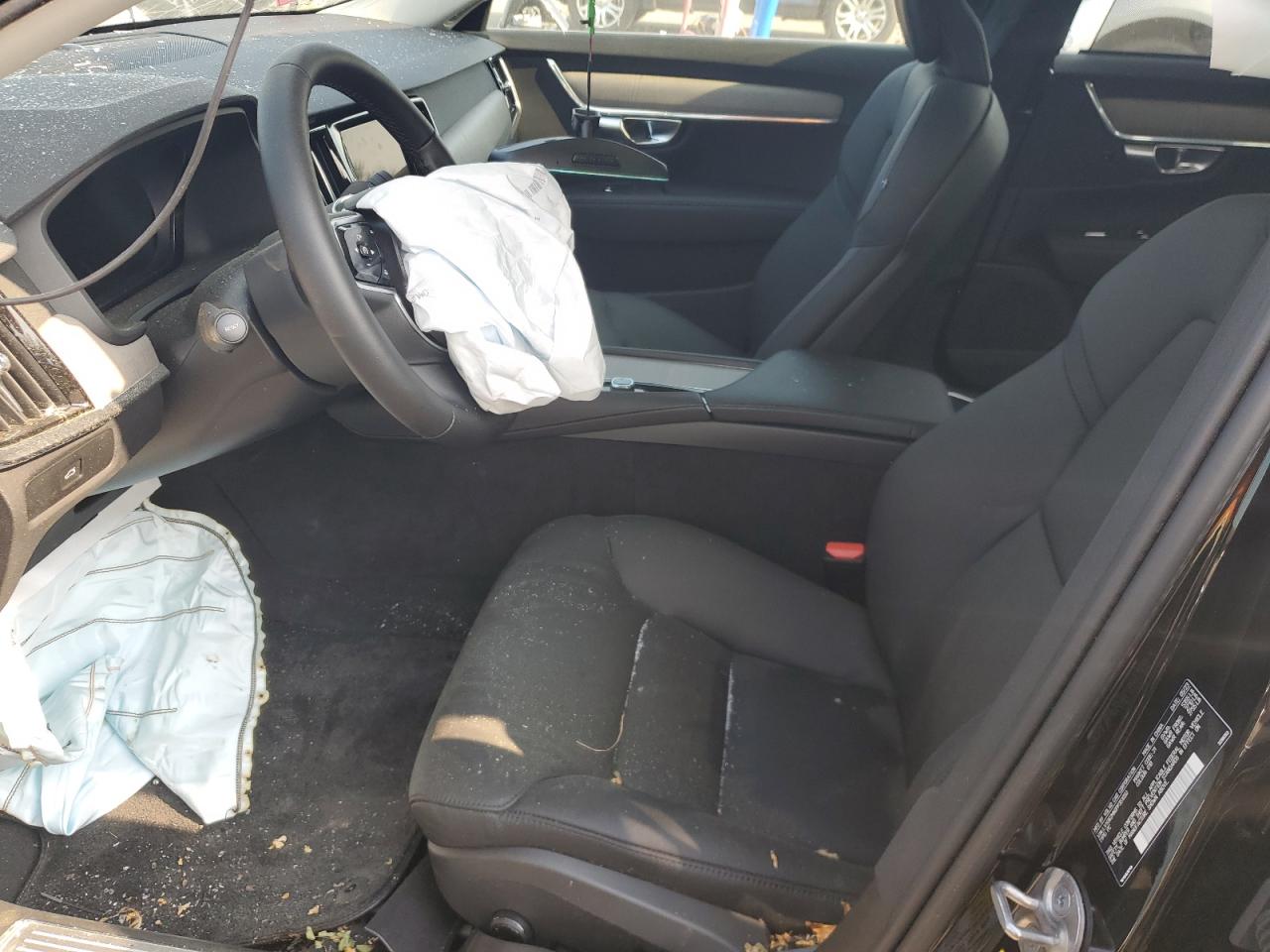 2023 VOLVO S90 VIN LVY062MN0PP351050 photo 7