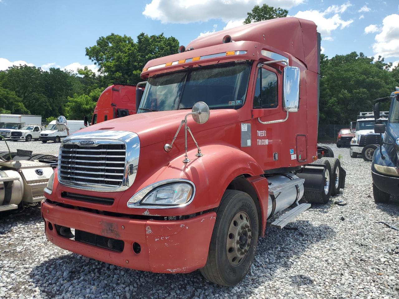 2014 FREIGHTLINER CASCADIA 125 VIN 1FUJGED68ELFU3707 photo 2