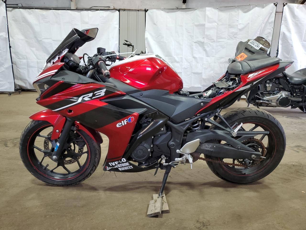 2015 YAMAHA YZFR3 VIN MH3RH06Y5FK007263 photo 3
