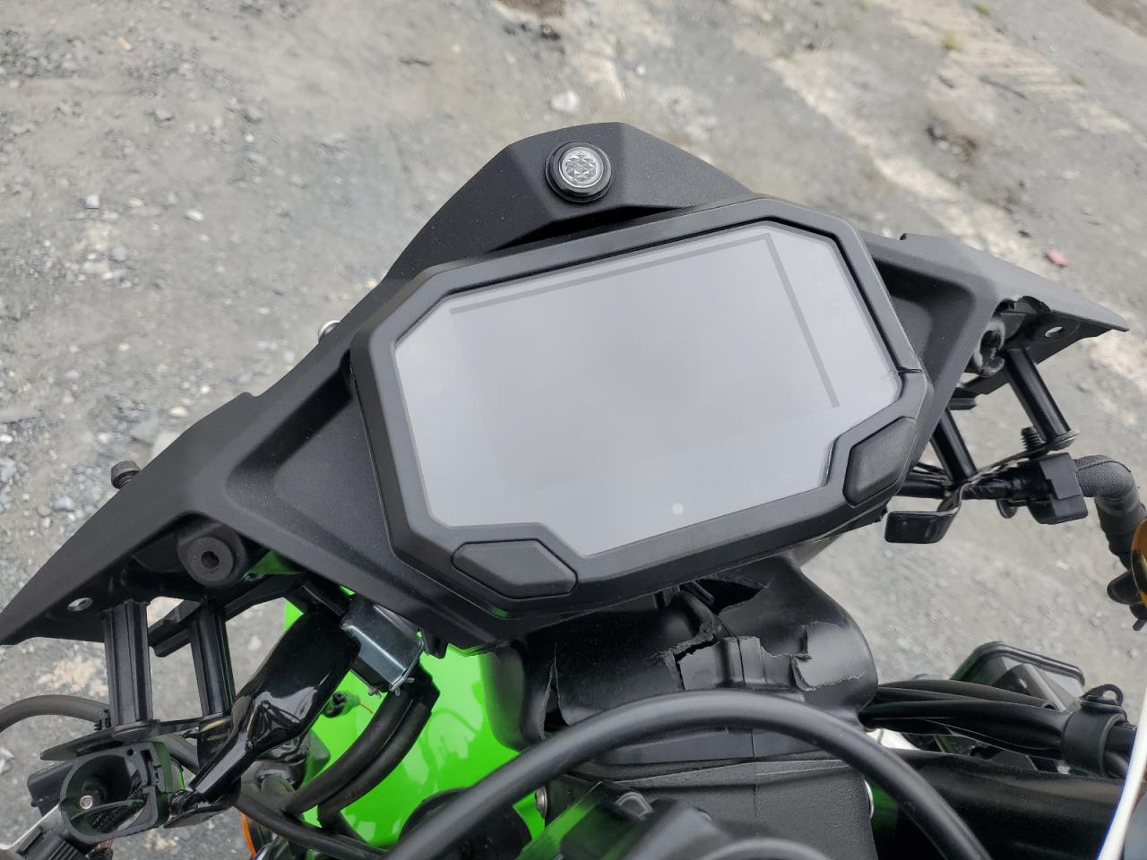 2022 KAWASAKI ZX1002 M VIN JKBZXVM13NA002383 photo 7