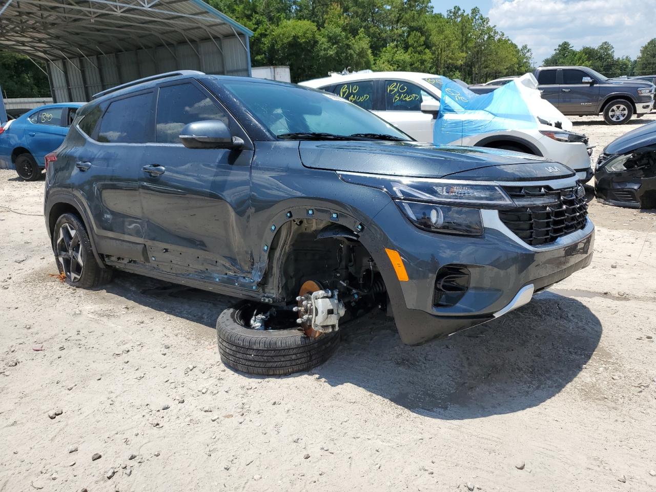2024 KIA Seltos VIN KNDER2AA9R7583476 photo 4