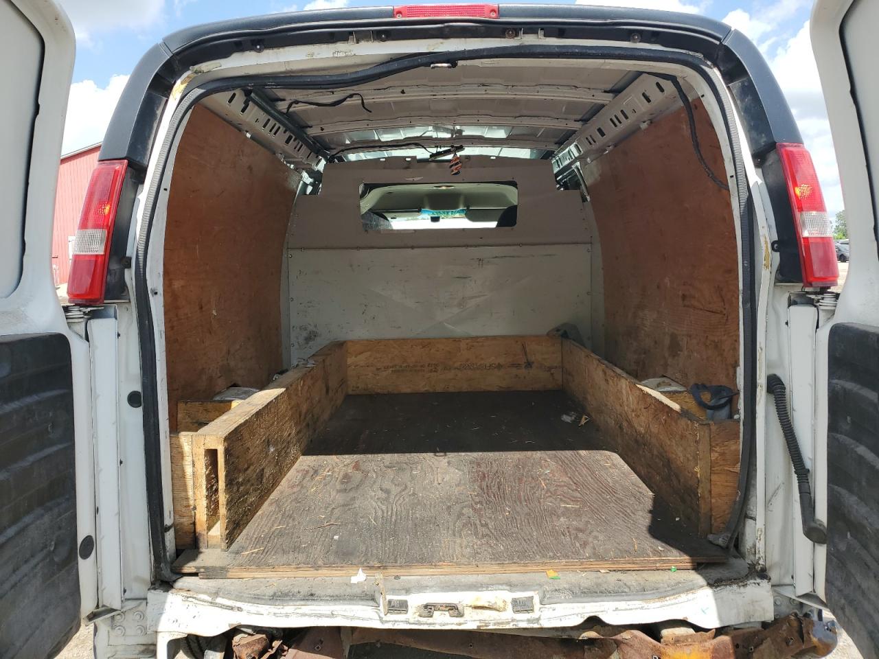 2015 CHEVROLET Express 2500 VIN 1GCWGGFF6F1244443 photo 10