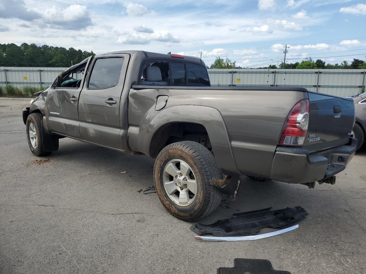2014 TOYOTA Tacoma VIN 5TFMU4FN1EX020062 photo 2