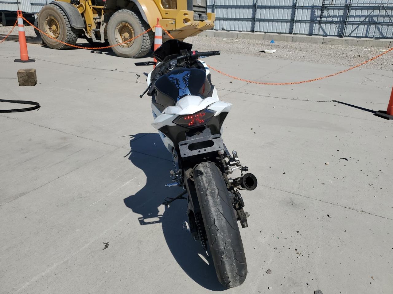 2015 KAWASAKI EX300 A VIN JKAEX8A12FDA22037 photo 4