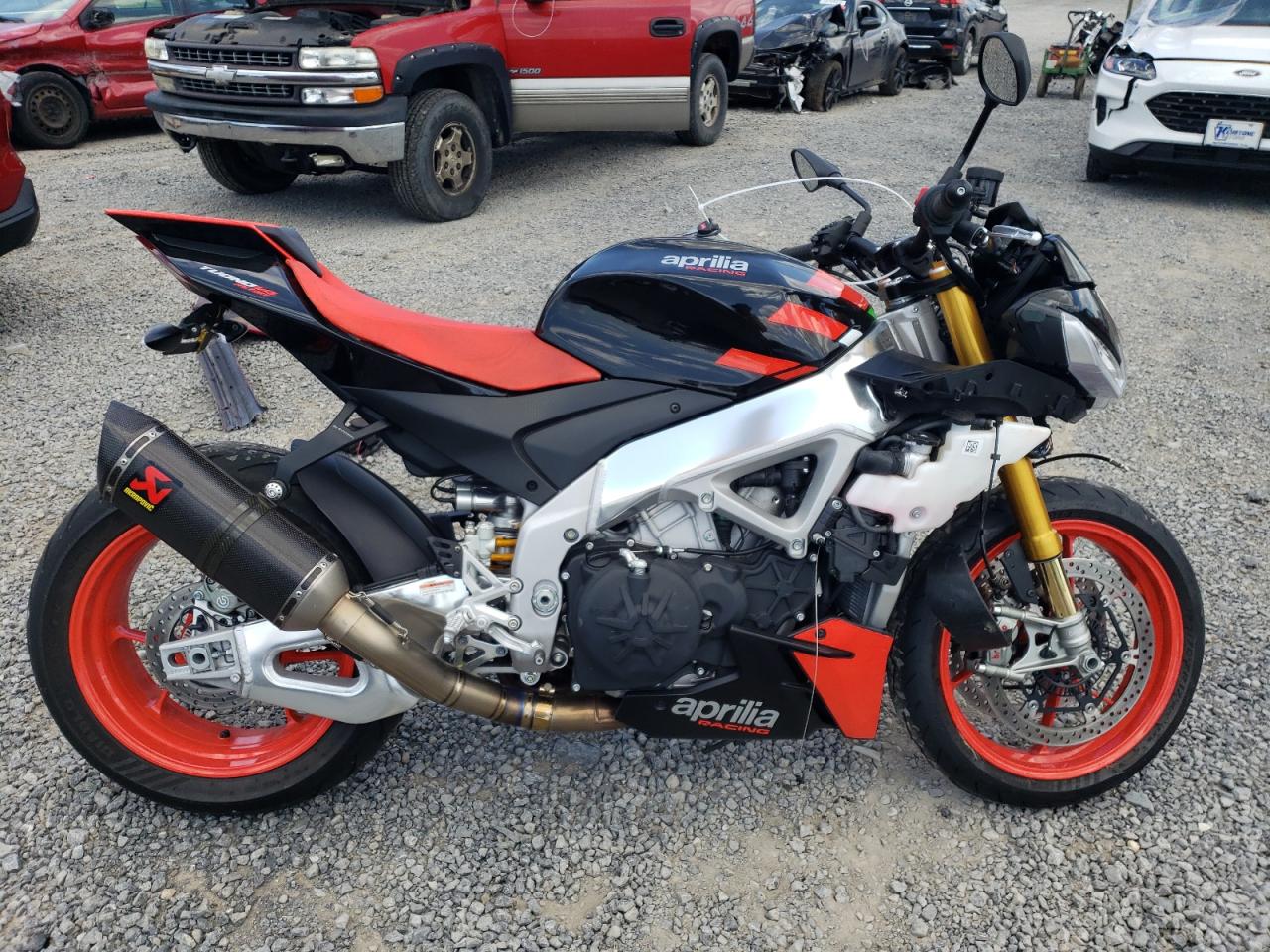 2021 APRILIA TUONO V4 FACTORY VIN ZD4KZUB02MS000082 photo 1