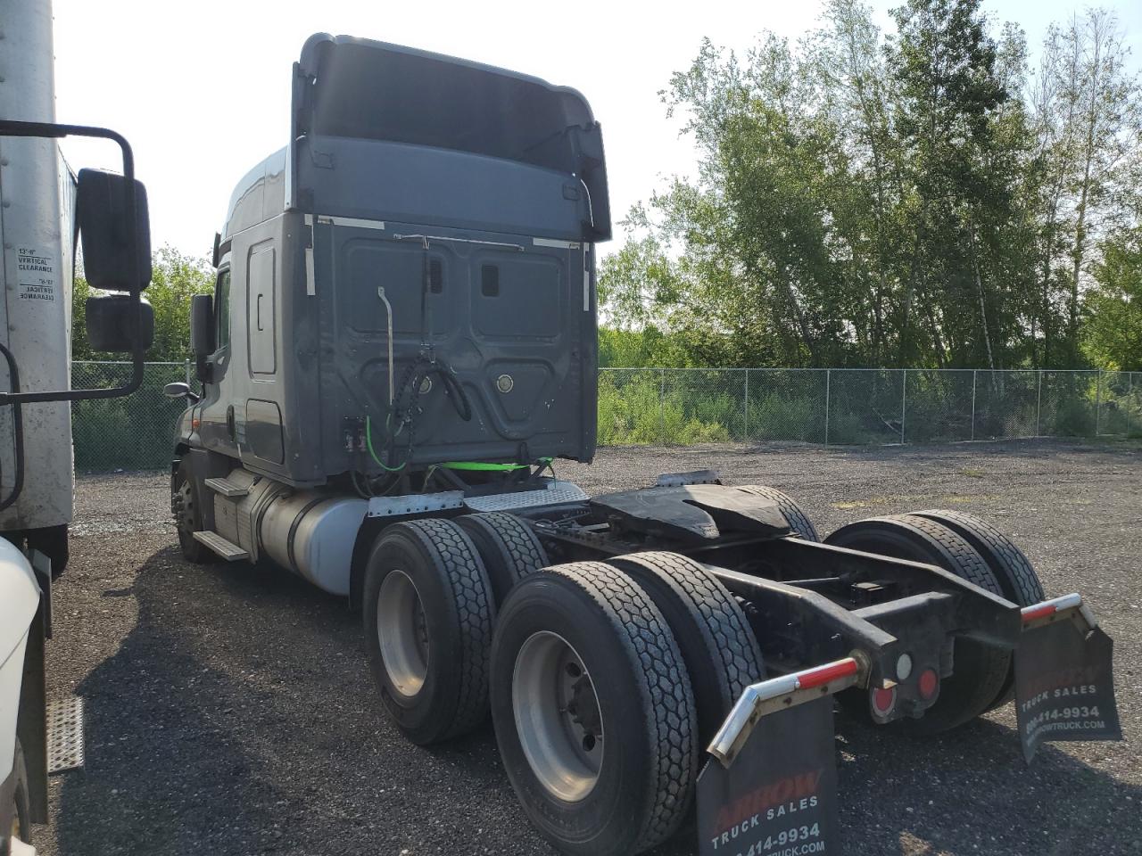 2015 FREIGHTLINER CASCADIA 125 VIN 1FUJGLBG6FLGL4511 photo 3