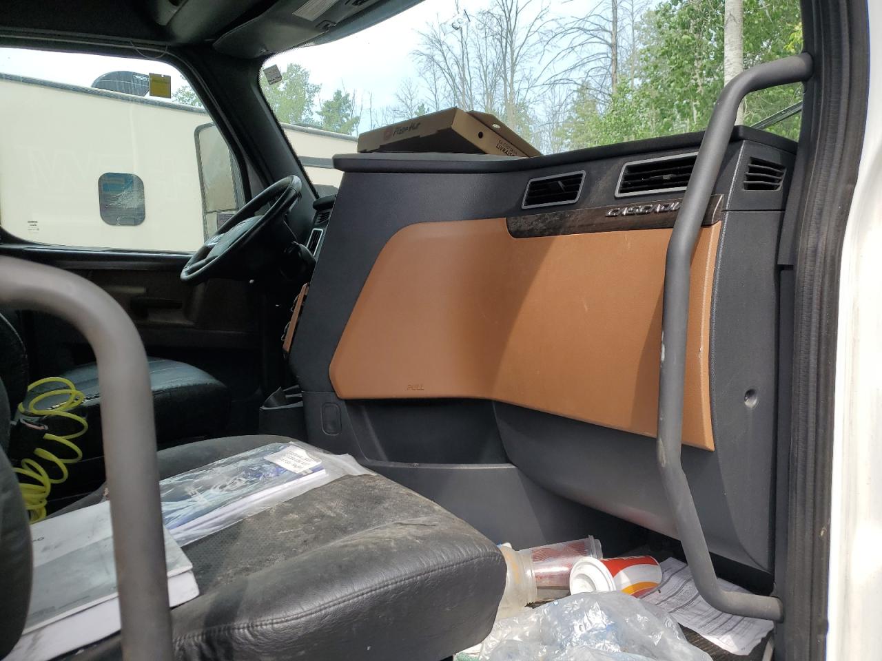 2022 FREIGHTLINER CASCADIA 126 VIN 3AKJHHDRXNSNE3813 photo 1