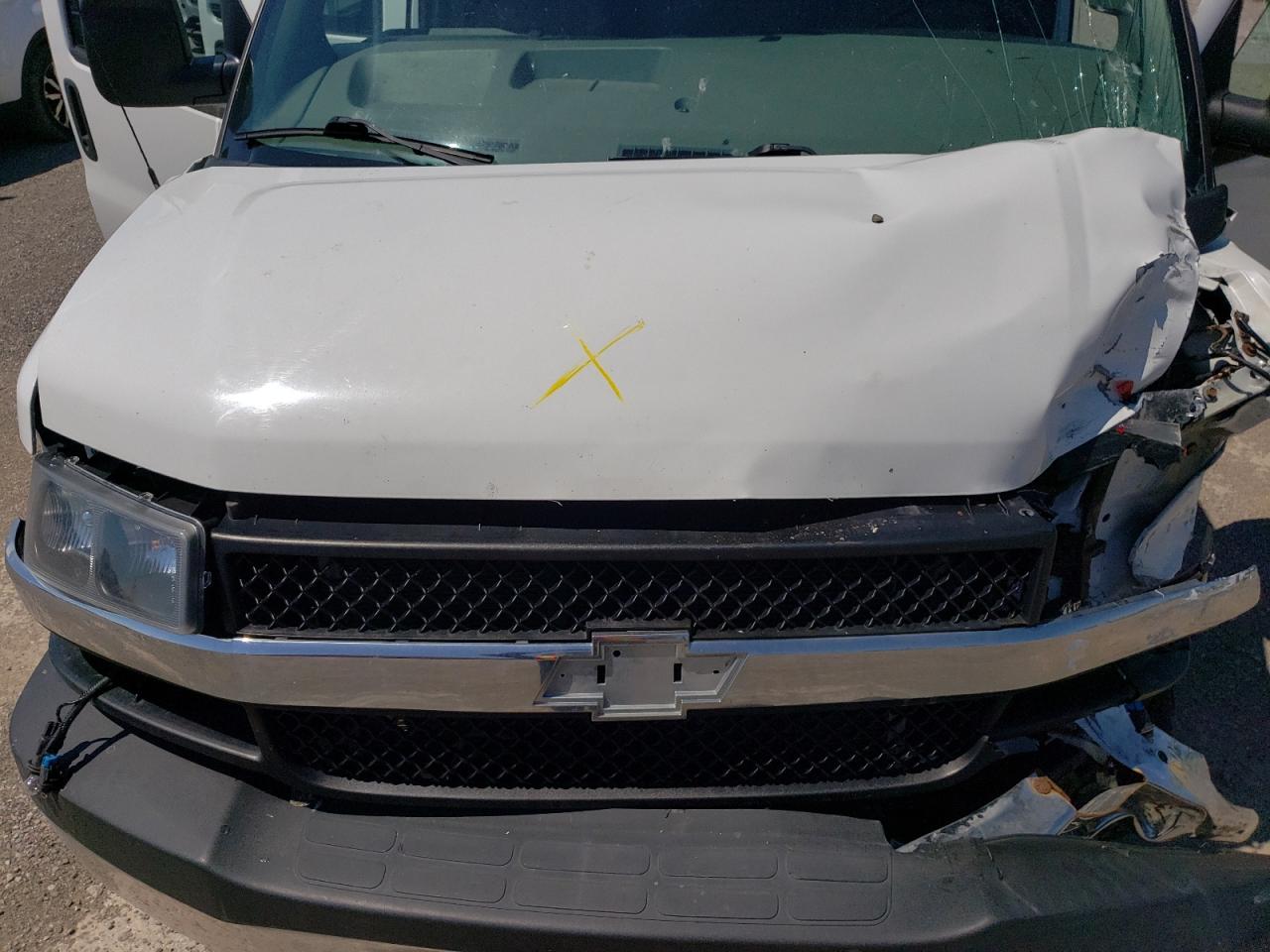 2017 CHEVROLET Express 2500 VIN 1GCWGAFF2H1239336 photo 11