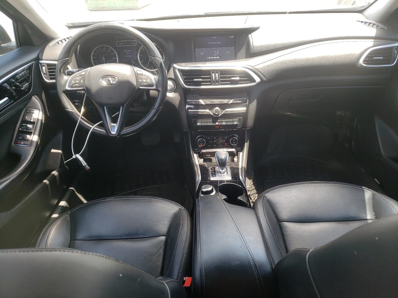 2018 INFINITI Qx30 VIN SJKCH5CP1JA059000 photo 8