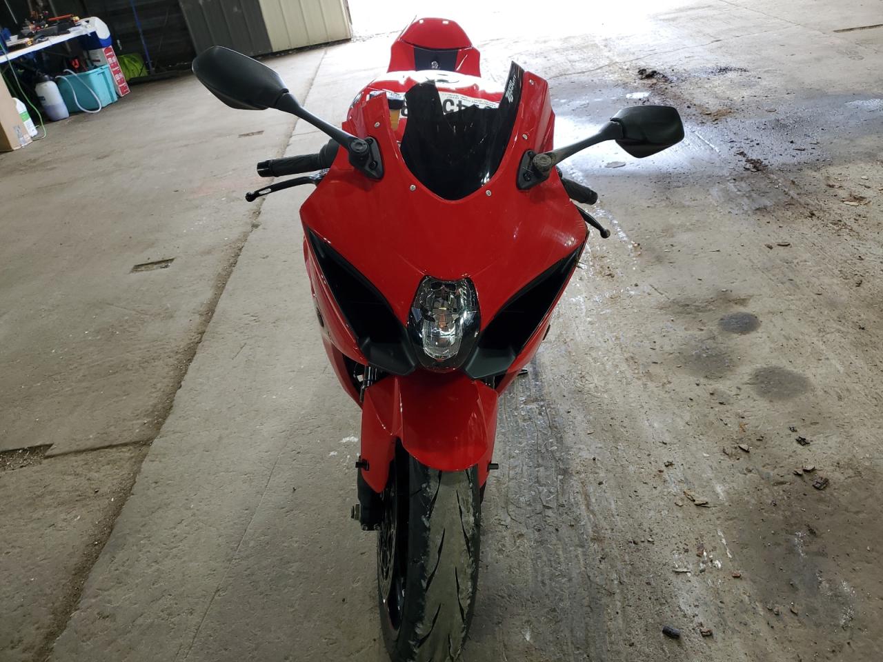 2017 SUZUKI Gsx-r1000 VIN JS1DM11B4H2101130 photo 2