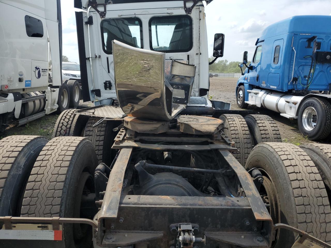 2016 FREIGHTLINER CASCADIA 125 VIN 3AKJGEBG5GDHG4166 photo 6