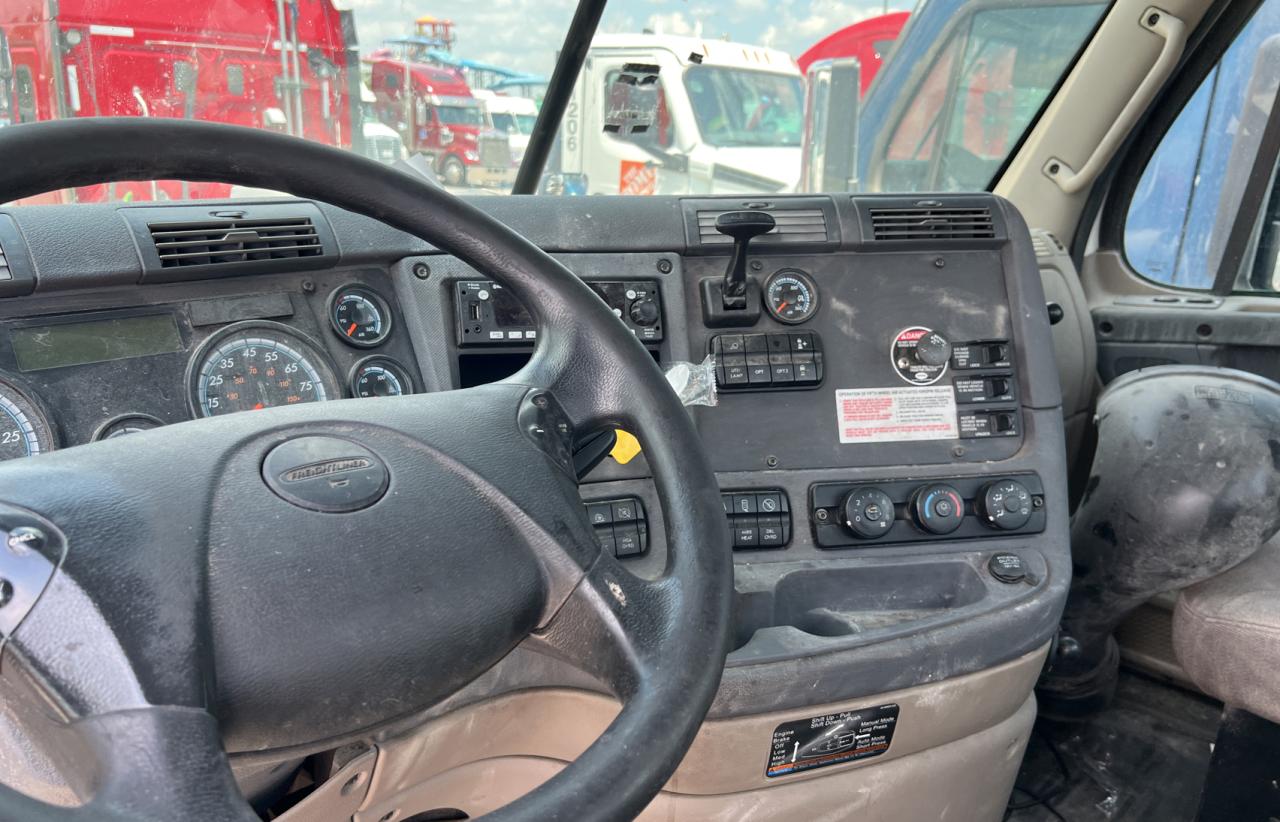 2017 FREIGHTLINER CASCADIA 113 VIN 3AKJGBDV1HSHS1276 photo 10