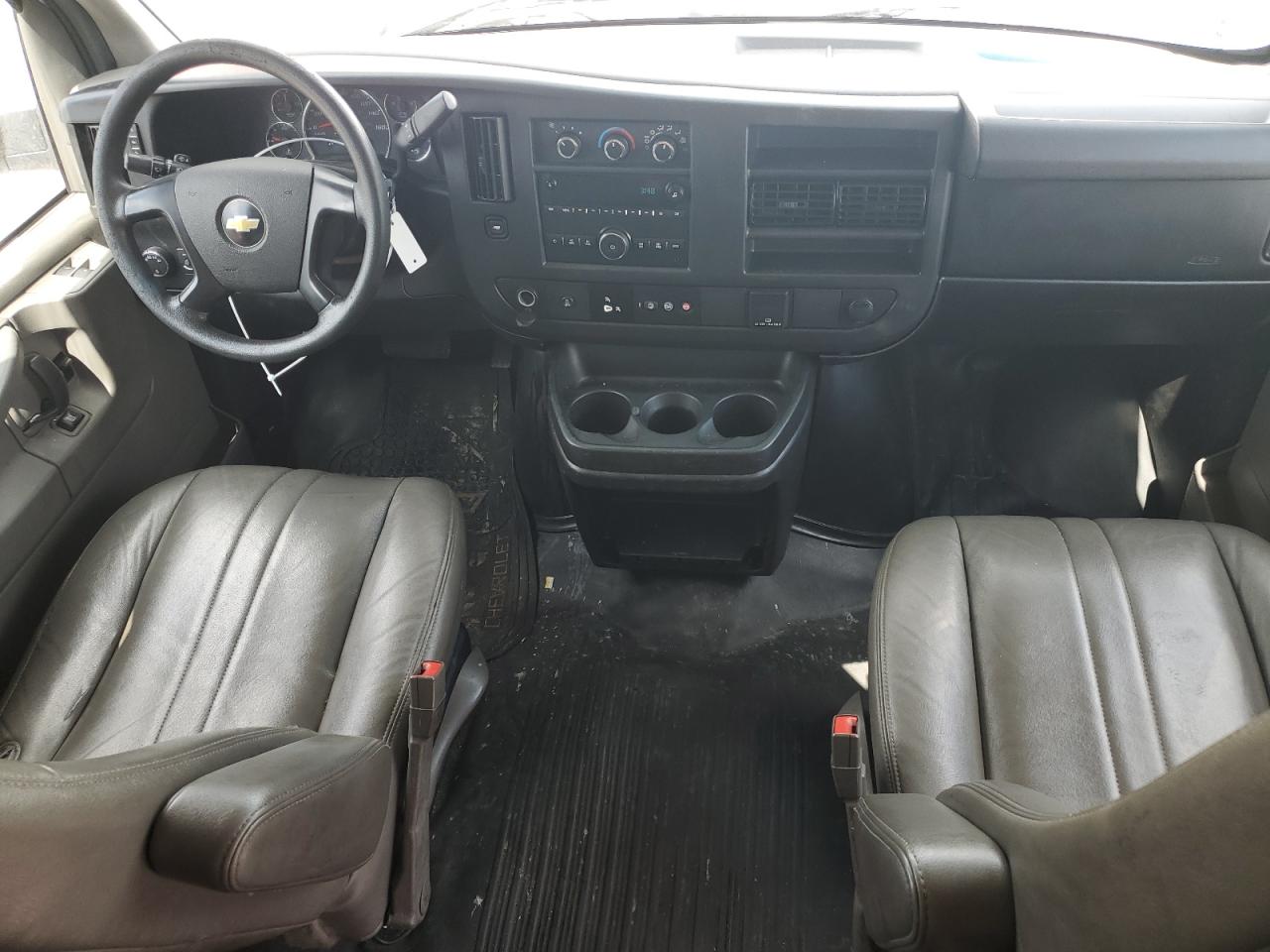 2015 CHEVROLET Express 2500 VIN 1GCWGGFF6F1244443 photo 8
