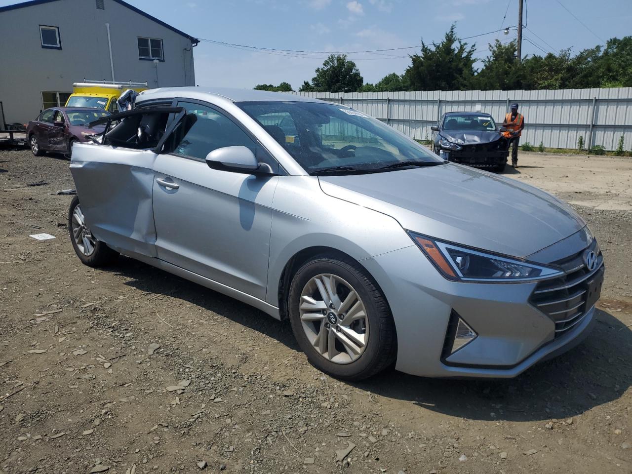 2020 HYUNDAI Elantra VIN KMHD84LF9LU949377 photo 4