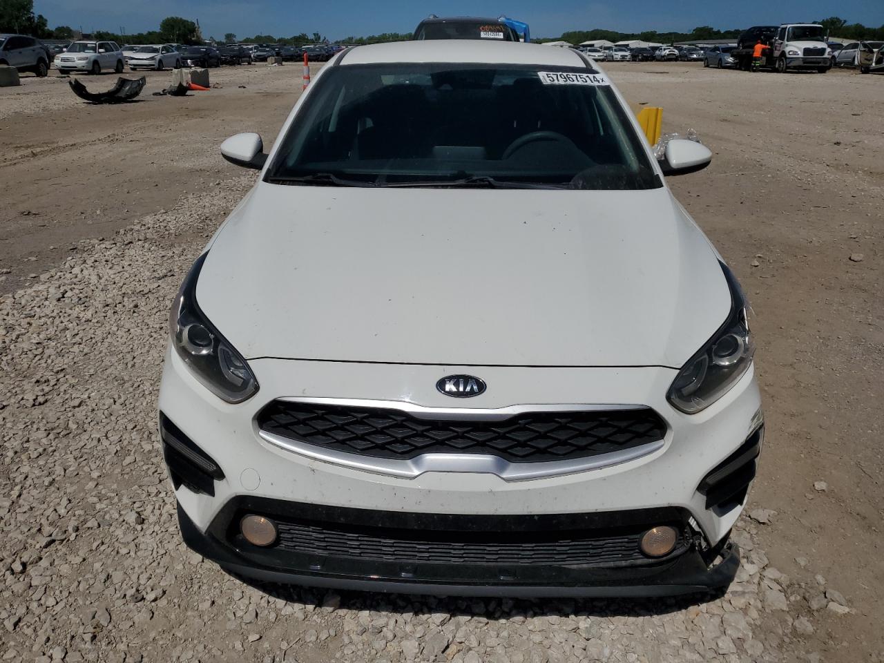 2021 KIA Forte VIN 3KPF24AD8ME274041 photo 5